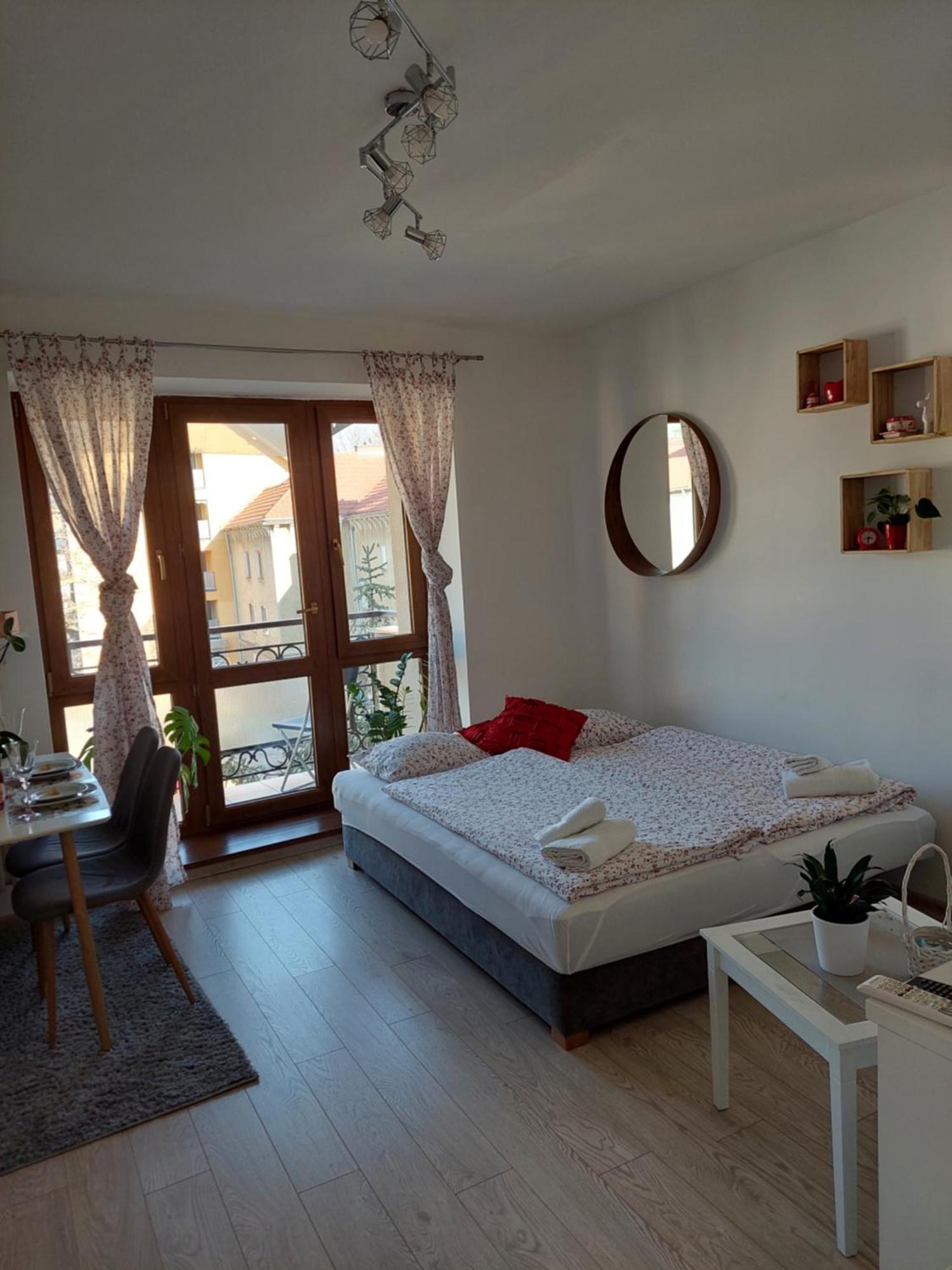 Emily Apartment Košice Δωμάτιο φωτογραφία